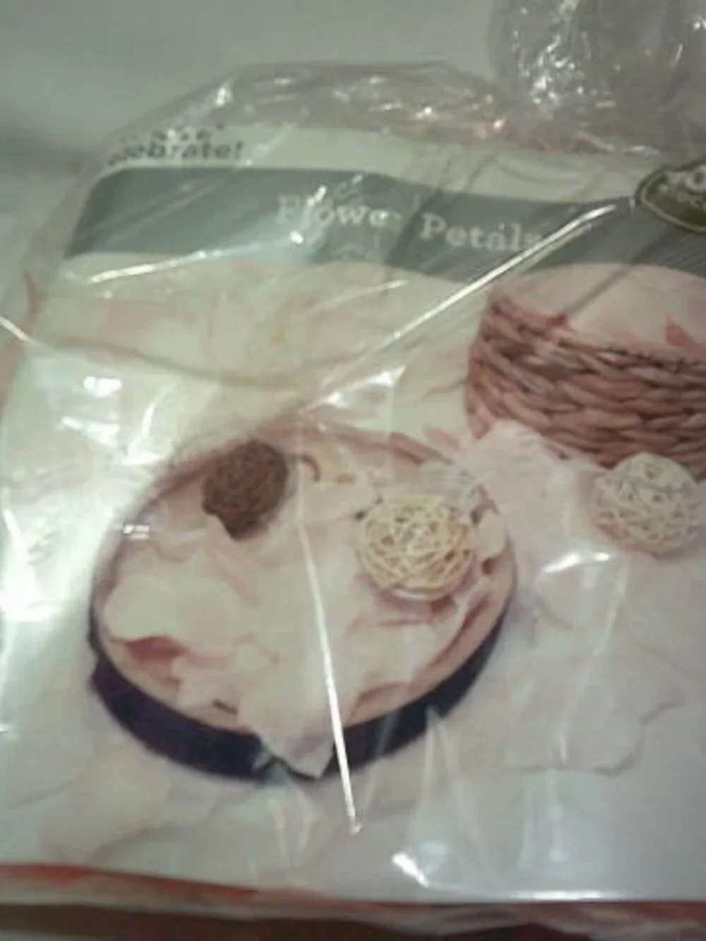 NEW BAG OVER 300+ PIECES OF PINK ROSE FLOWER PETALS FOR ALL OCCASIONS AMAZON 🌼
